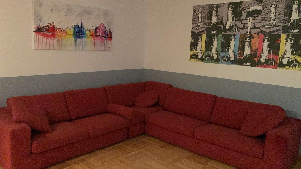 B&S Domus Colosseo Рим Екстериор снимка