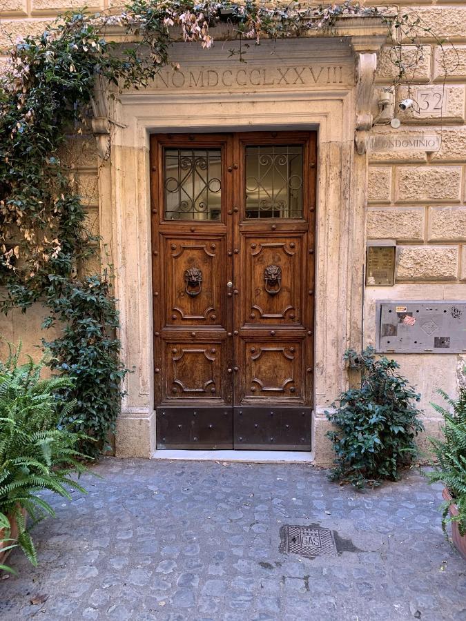 B&S Domus Colosseo Рим Екстериор снимка